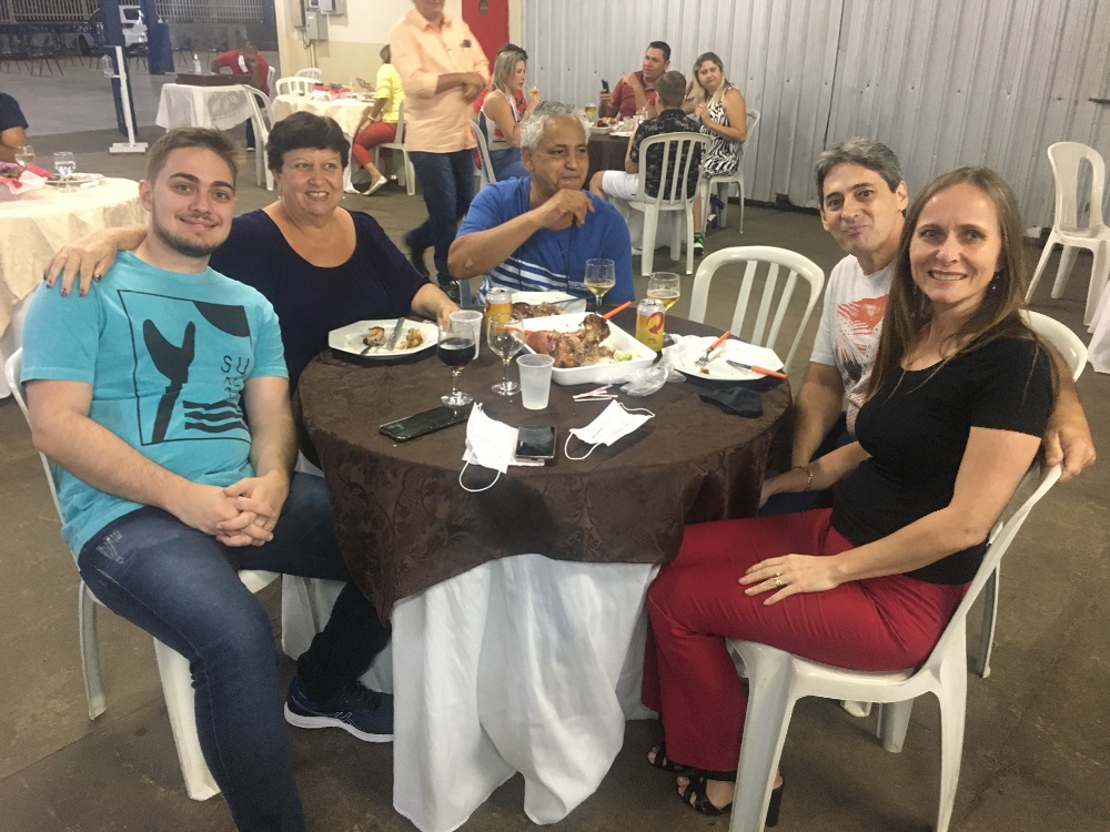 Amigos convidados 